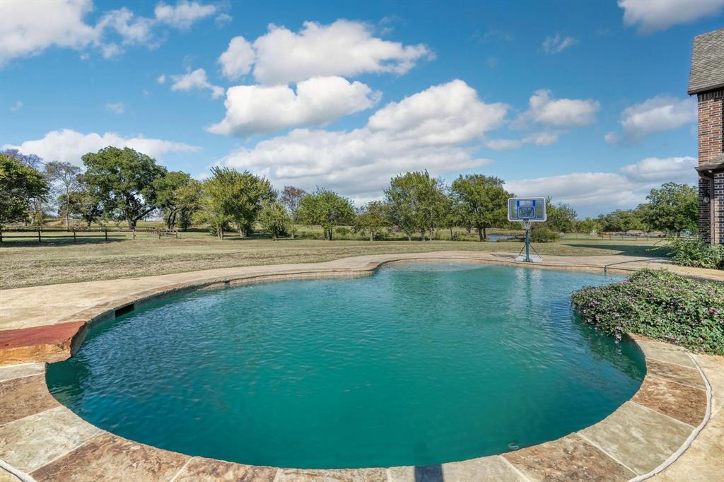 11445 Foutch Road Pilot Point, TX 76258 - Photo 38 of 40
