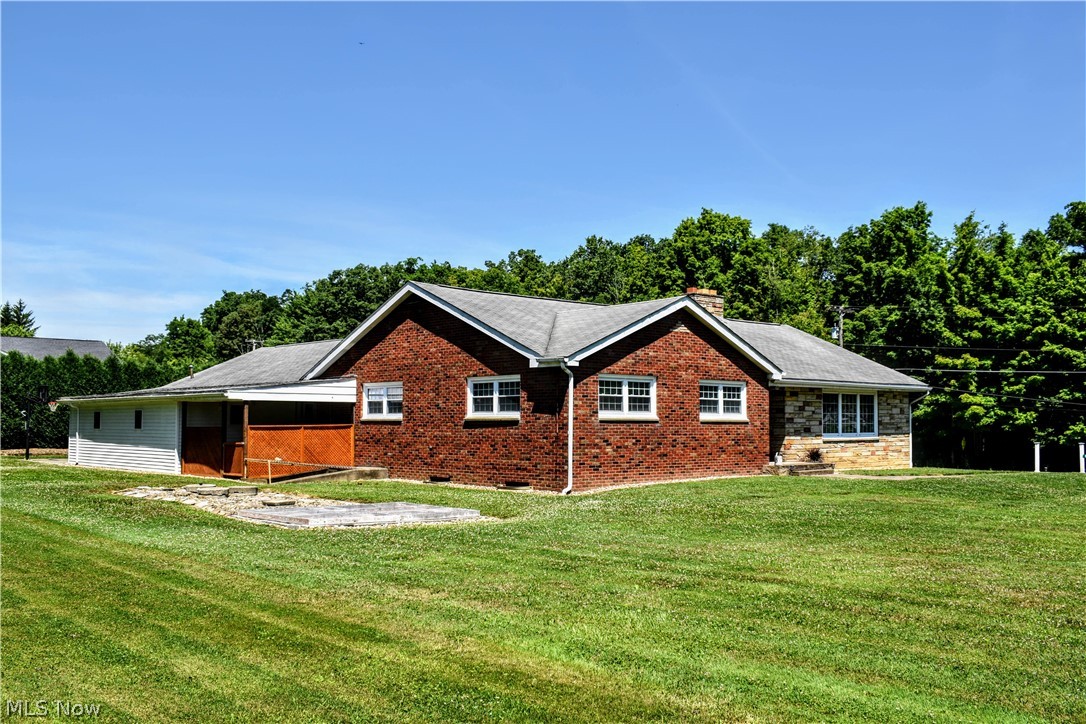 11022 Springfield Road North Lima, OH 44452 - Photo 2 of 33
