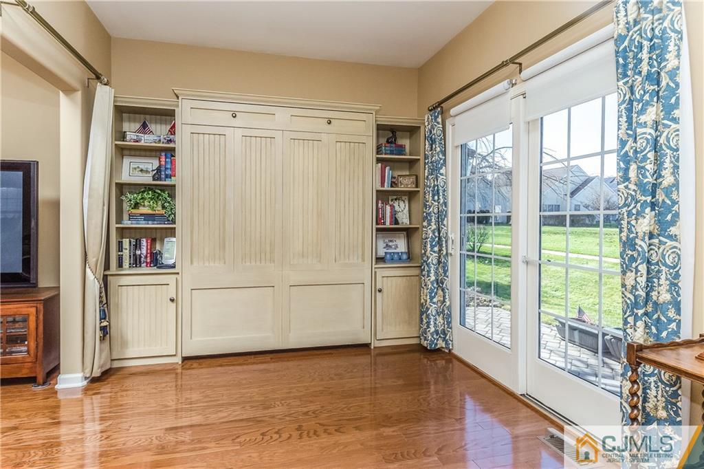 8 Stryker Road Somerset, NJ 08873 - Photo 12 of 25 Gallery Image 12