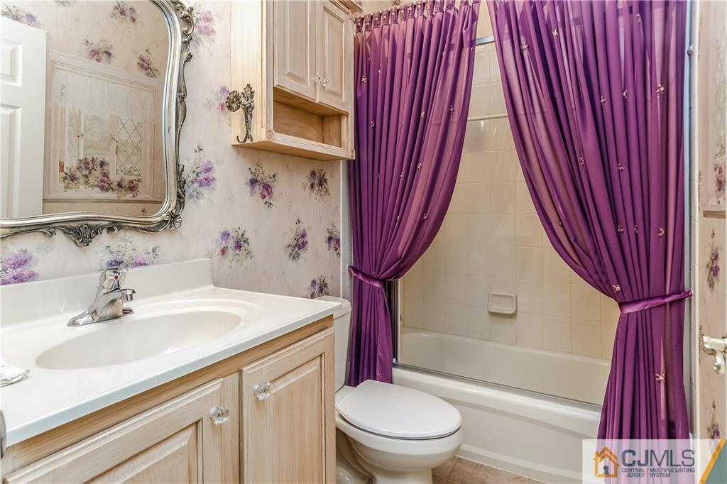 8 Stryker Road Somerset, NJ 08873 - Photo 18 of 25 Gallery Image 18