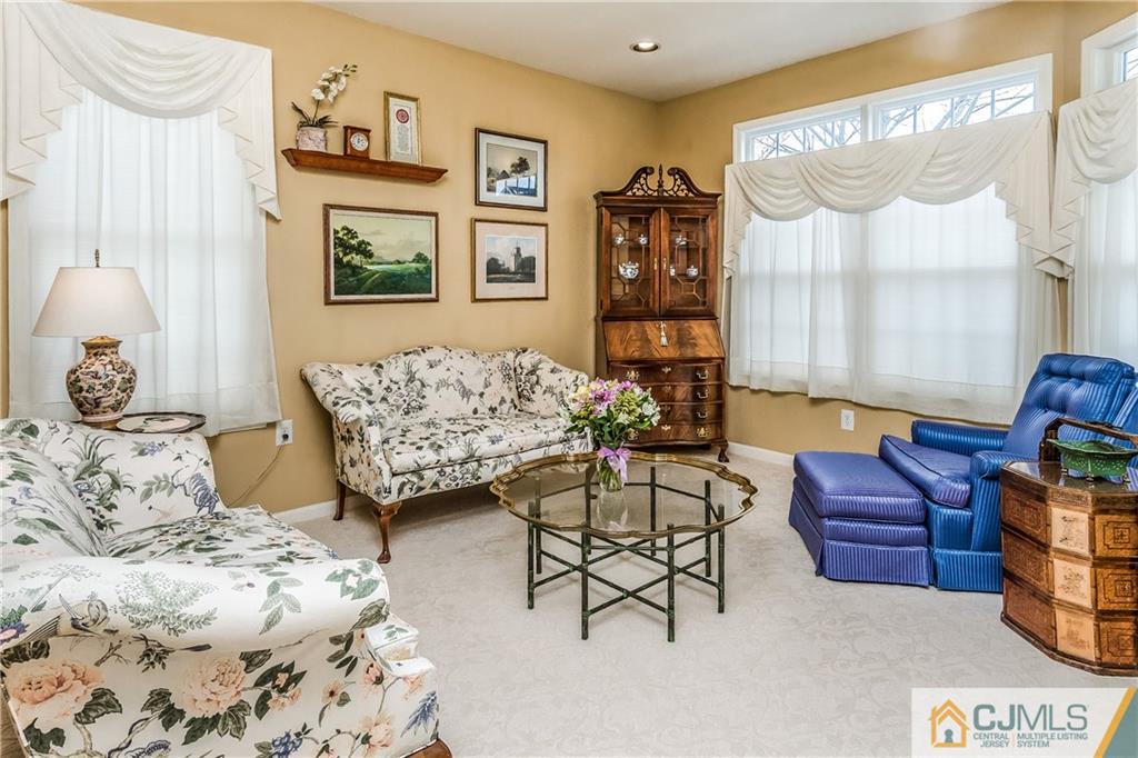 8 Stryker Road Somerset, NJ 08873 - Photo 3 of 25 Gallery Image 3