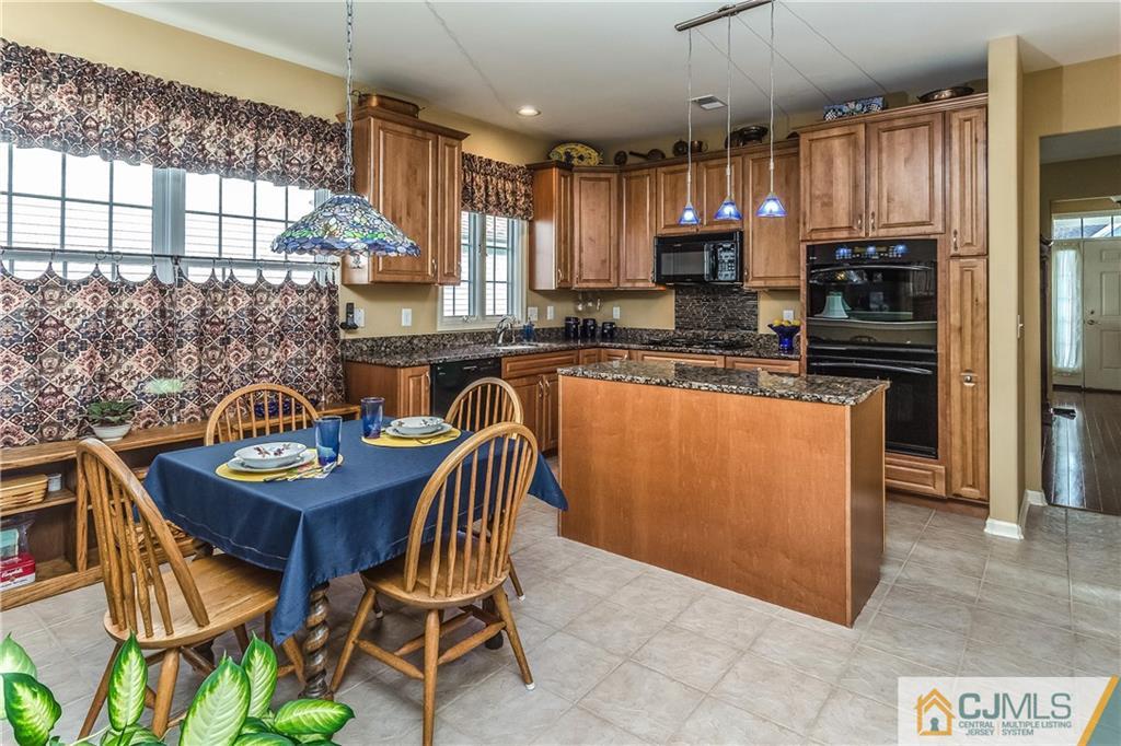 8 Stryker Road Somerset, NJ 08873 - Photo 6 of 25 Gallery Image 6