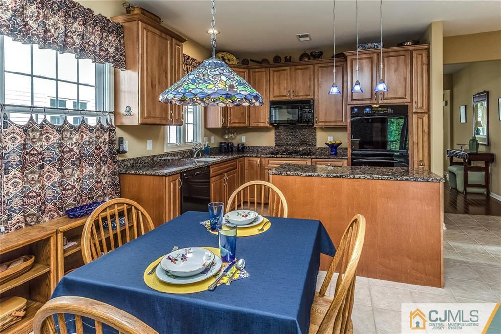8 Stryker Road Somerset, NJ 08873 - Photo 8 of 25 Gallery Image 8