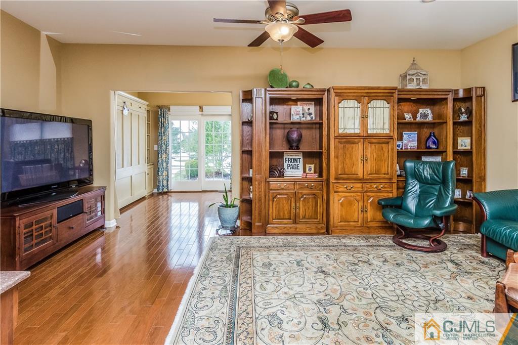 8 Stryker Road Somerset, NJ 08873 - Photo 9 of 25 Gallery Image 9