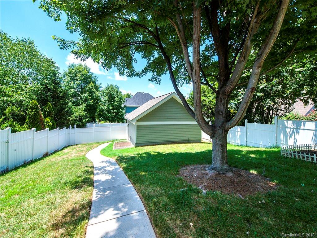 3221 Colonel Springs Way Fort Mill, SC 29708 - Photo 14 of 15 a front view of house with yard and green space