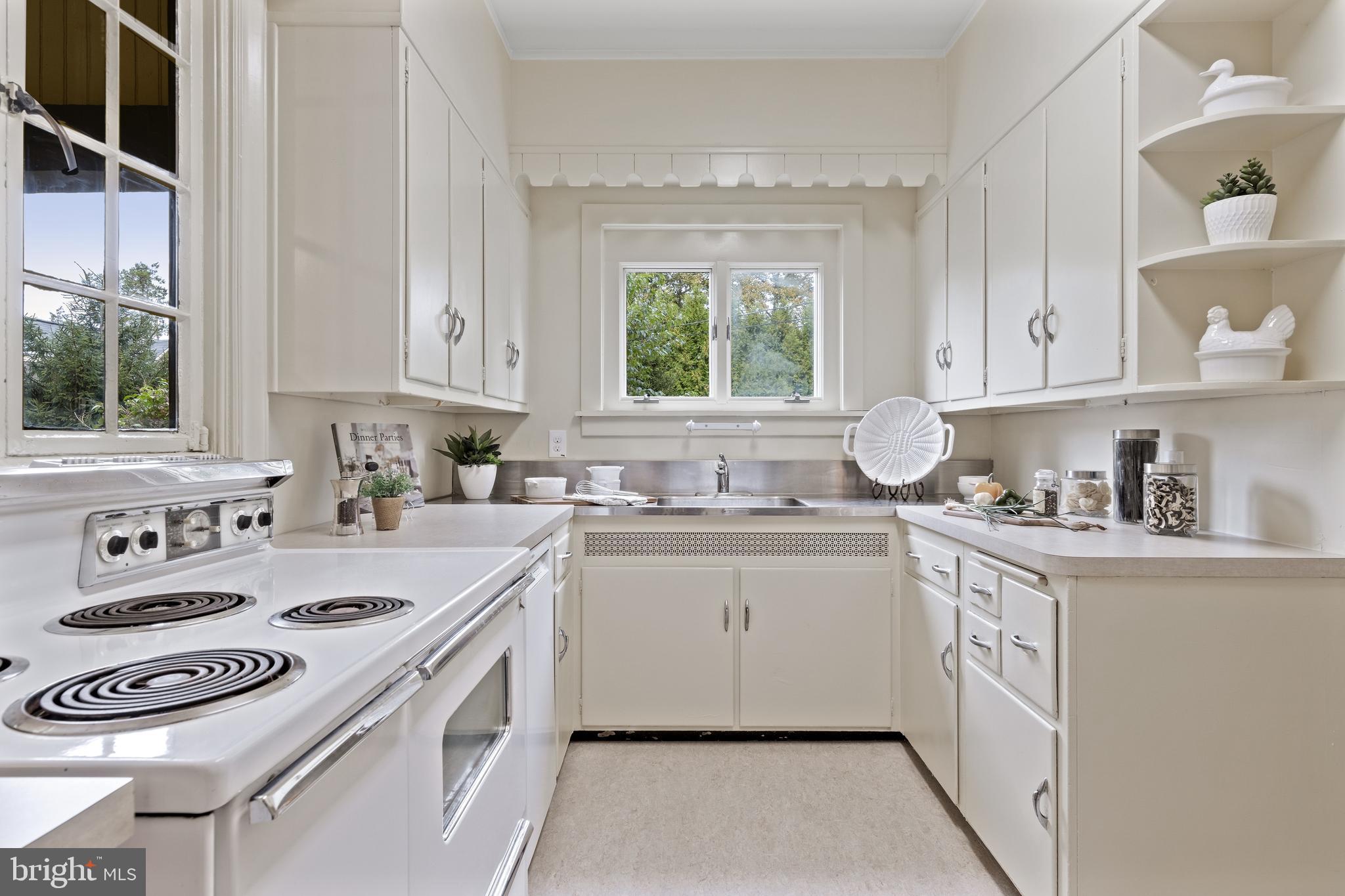 348 Louella Avenue Wayne, PA 19087 - Photo 20 of 48