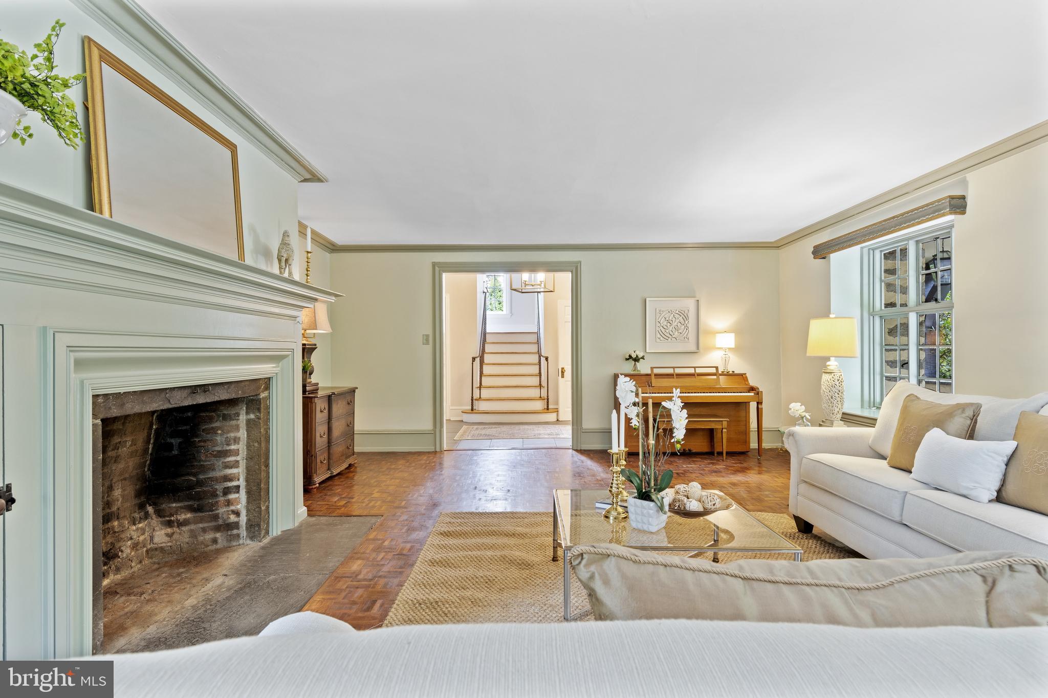 348 Louella Avenue Wayne, PA 19087 - Photo 10 of 48