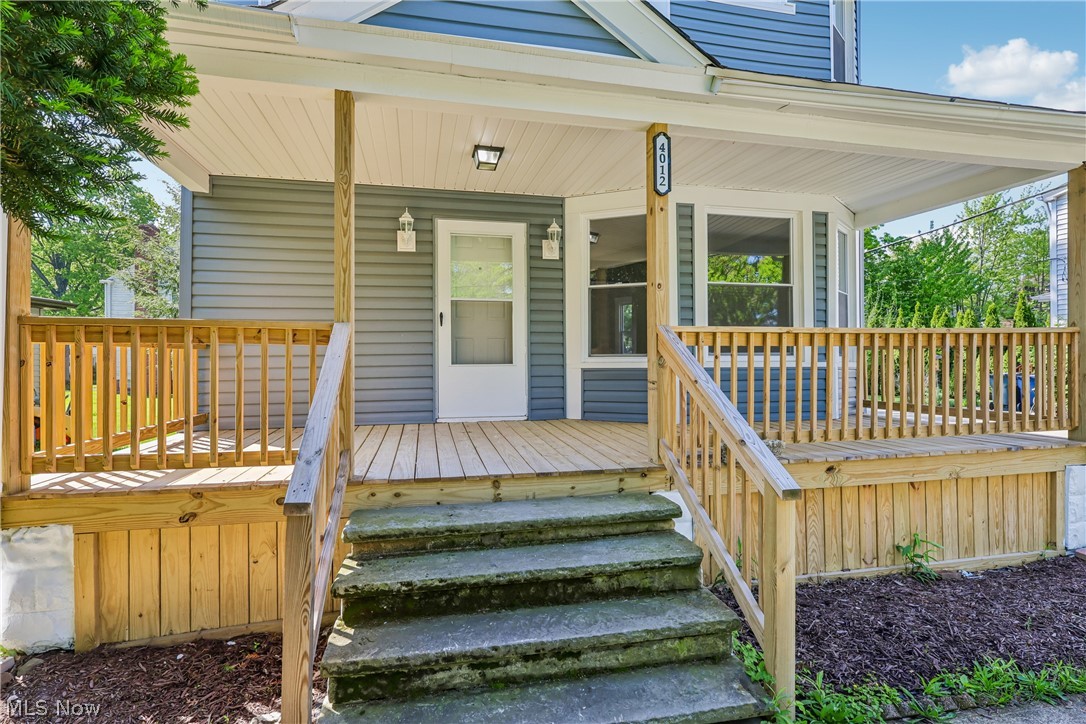4012 Bluestone Road Cleveland, OH 44121 - Photo 13 of 25