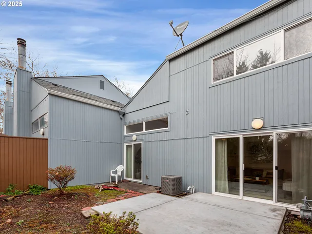 $235,000 | 17822 Northwest Lakeway Court, Beaverton, OR 97006