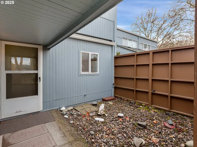 $235,000 | 17822 Northwest Lakeway Court, Beaverton, OR 97006