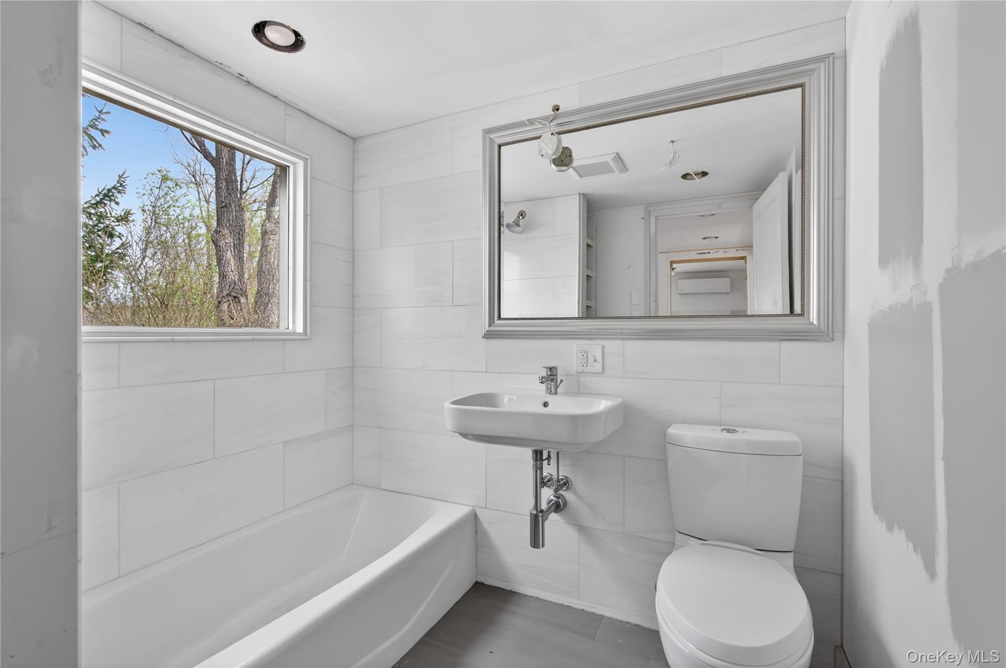 1810 Sawkill Park Road Kingston, NY 12401 - Photo 12 of 19