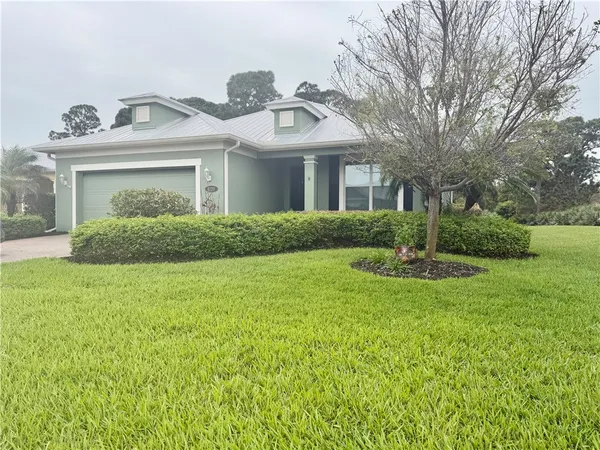 $475,000 | 1129 4th Lane Southwest, Vero Beach, FL 32962
