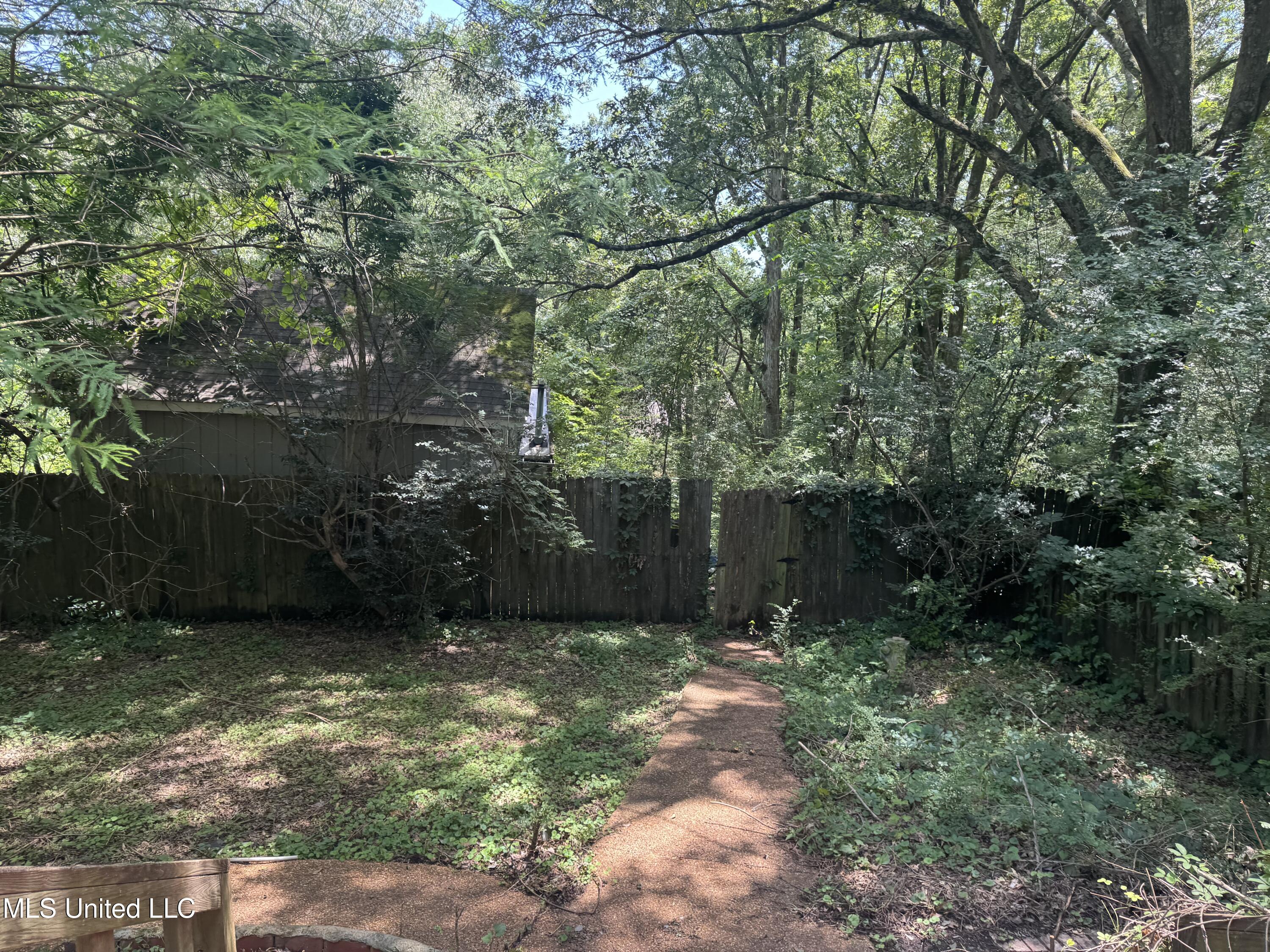 407 North Thunderbird Road Hernando, MS 38632 - Photo 26 of 35 IMG_0321