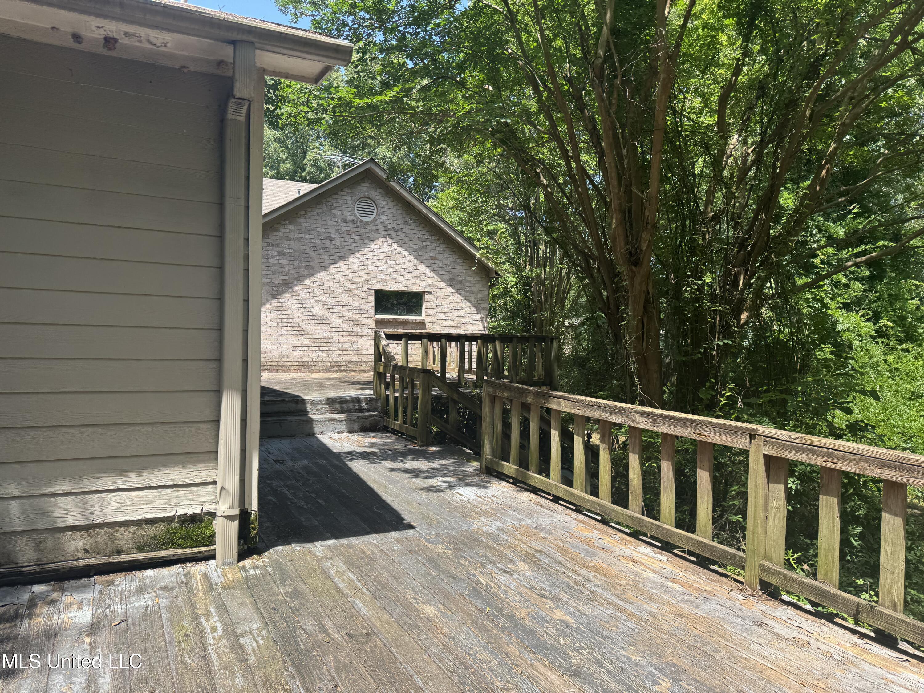 407 North Thunderbird Road Hernando, MS 38632 - Photo 28 of 35 IMG_0324