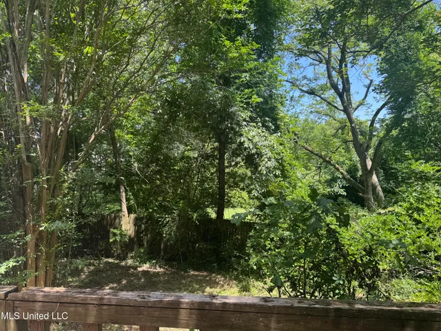 $199,900 | 407 North Thunderbird Road, Hernando, MS 38632