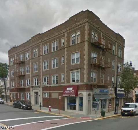 $1,700 | 355 Lincoln Avenue, Unit 1C, Cliffside Park, NJ 07010