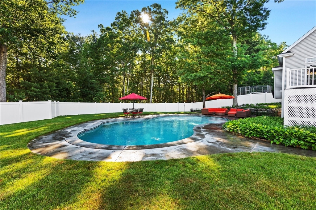 71 Silver Fox Road Franklin, MA 02038 - Photo 34 of 41 Gallery Image 34