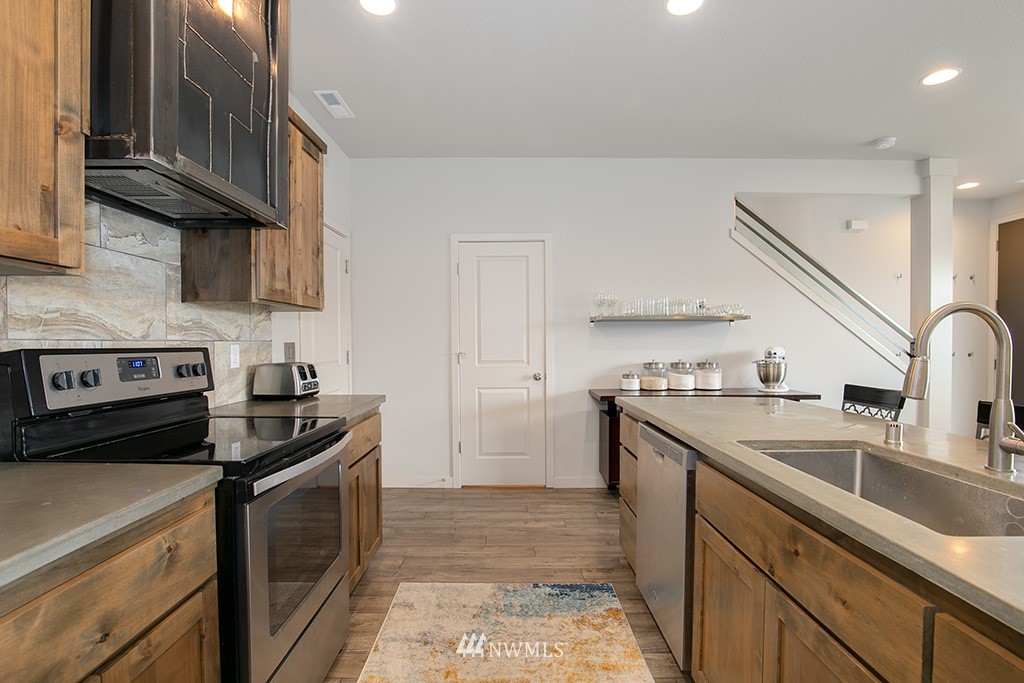136 North 43rd Place Ridgefield, WA 98642 - Photo 8 of 25