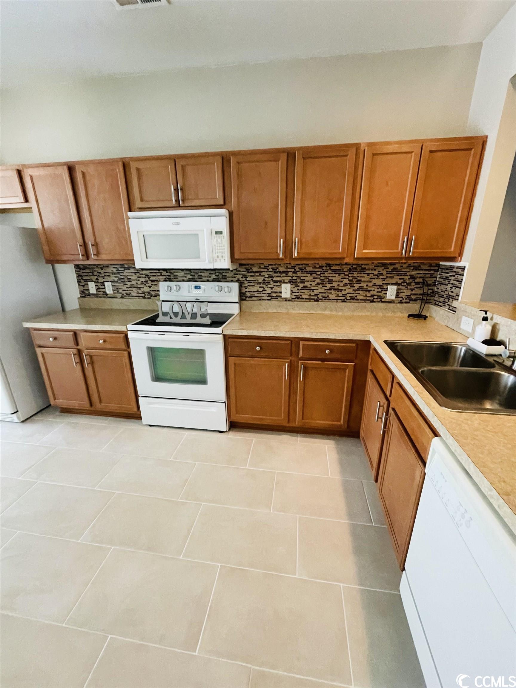 348 Kiskadee Loop, Unit D Conway, SC 29526 - Photo 11 of 39 Gallery Image 11