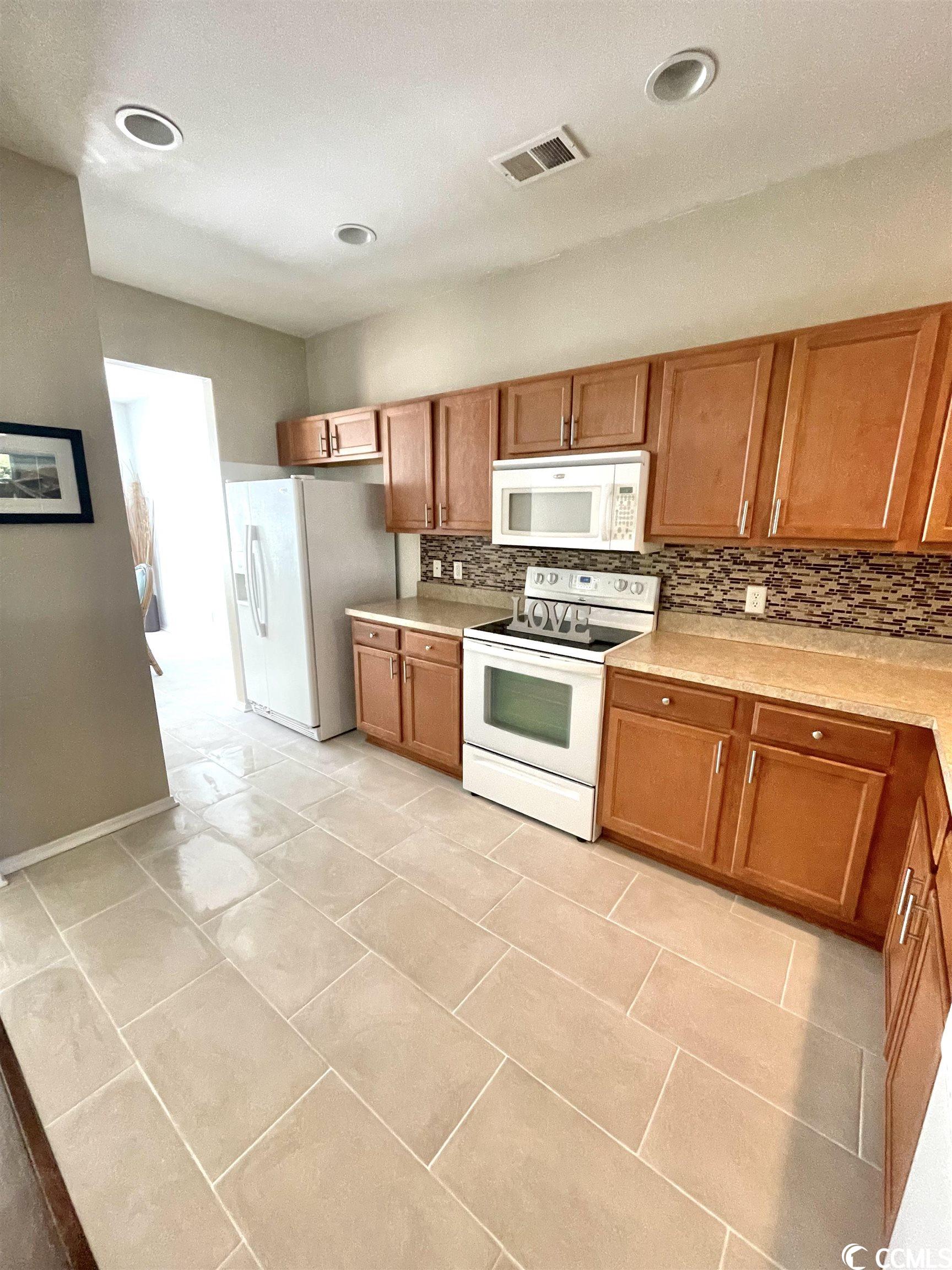 348 Kiskadee Loop, Unit D Conway, SC 29526 - Photo 10 of 39 Gallery Image 10