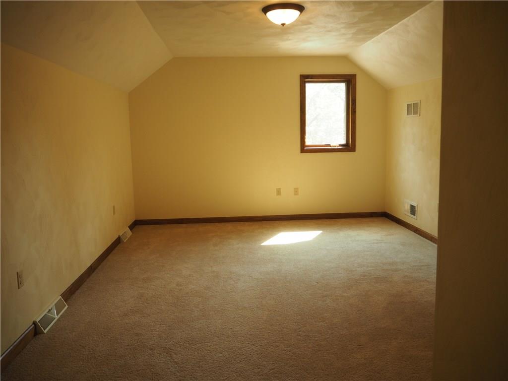 3589 New Texas Road Pittsburgh, PA 15239 - Photo 14 of 25 Gallery Image 14