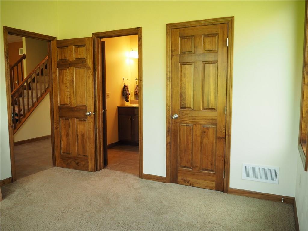 3589 New Texas Road Pittsburgh, PA 15239 - Photo 18 of 25 Gallery Image 18