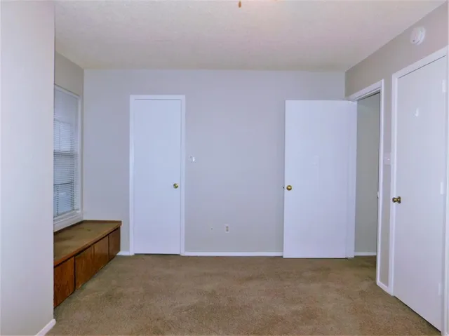 $1,295 | 1131 Dallas Drive, Denton, TX 76205