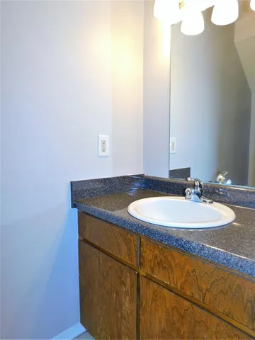 $1,295 | 1131 Dallas Drive, Denton, TX 76205