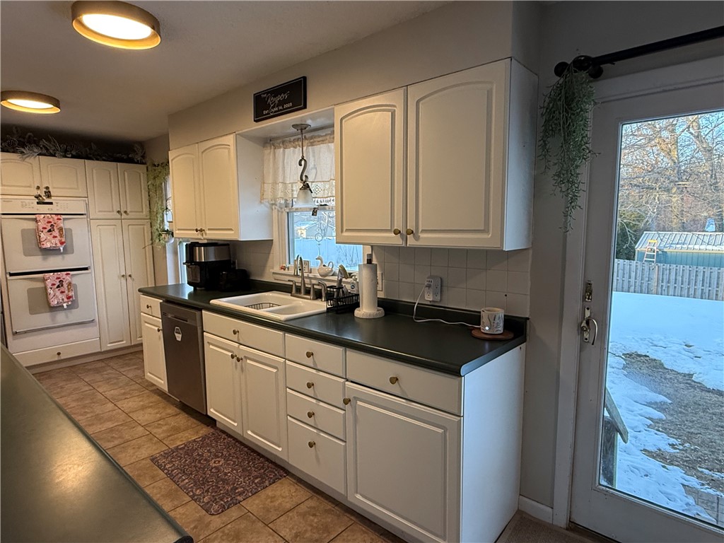 8 Briar Hill Road Paris, IL 61944 - Photo 10 of 37