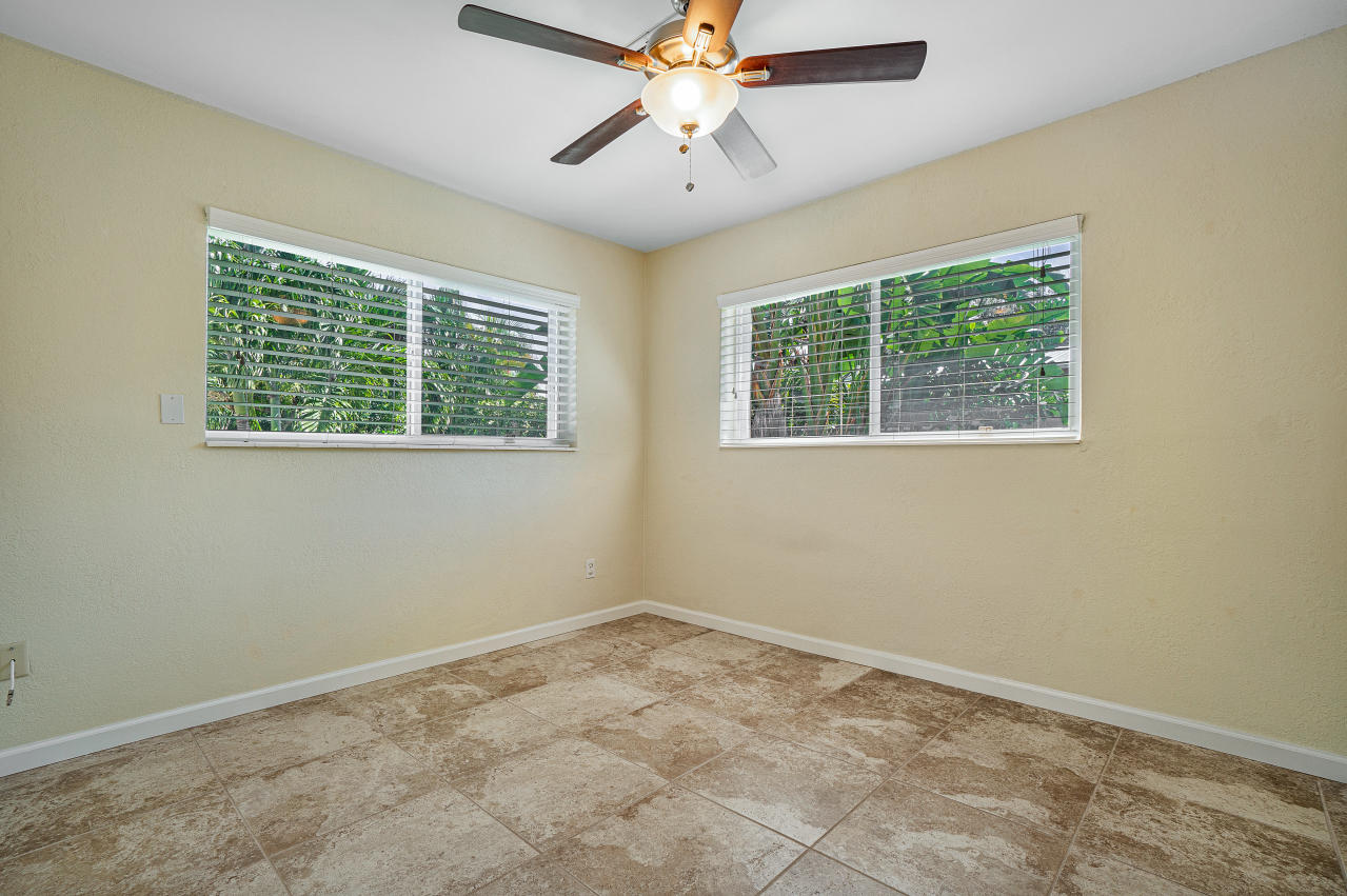 225 Northeast 28th Street Boca Raton, FL 33431 - Photo 18 of 25 006-225Northeast28thStreet-BocaRaton-FL-