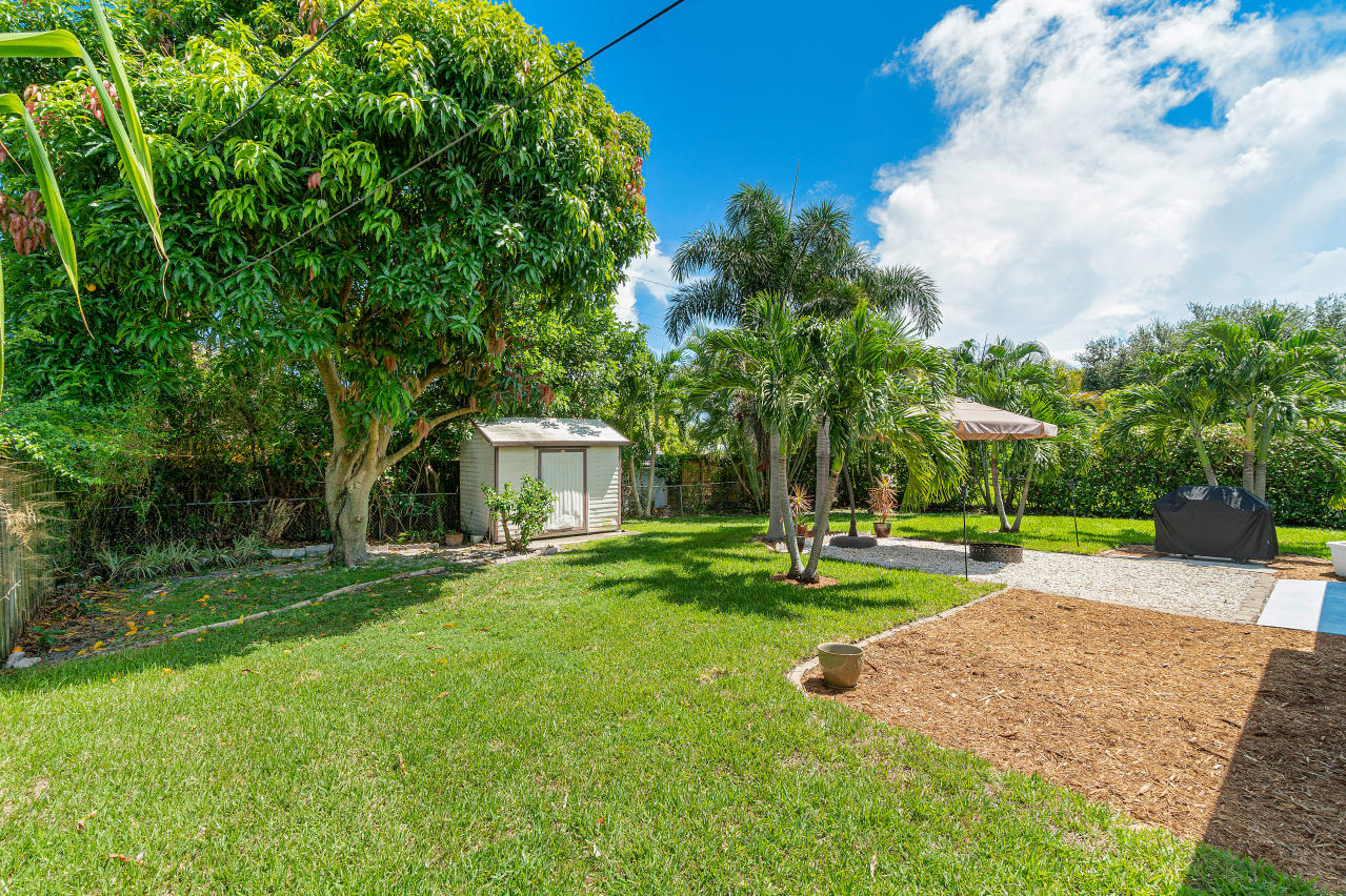 225 Northeast 28th Street Boca Raton, FL 33431 - Photo 23 of 25 025-225Northeast28thStreet-BocaRaton-FL-