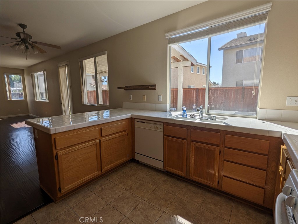 1481 Allendale Drive Riverside, CA 92507 - Photo 11 of 30