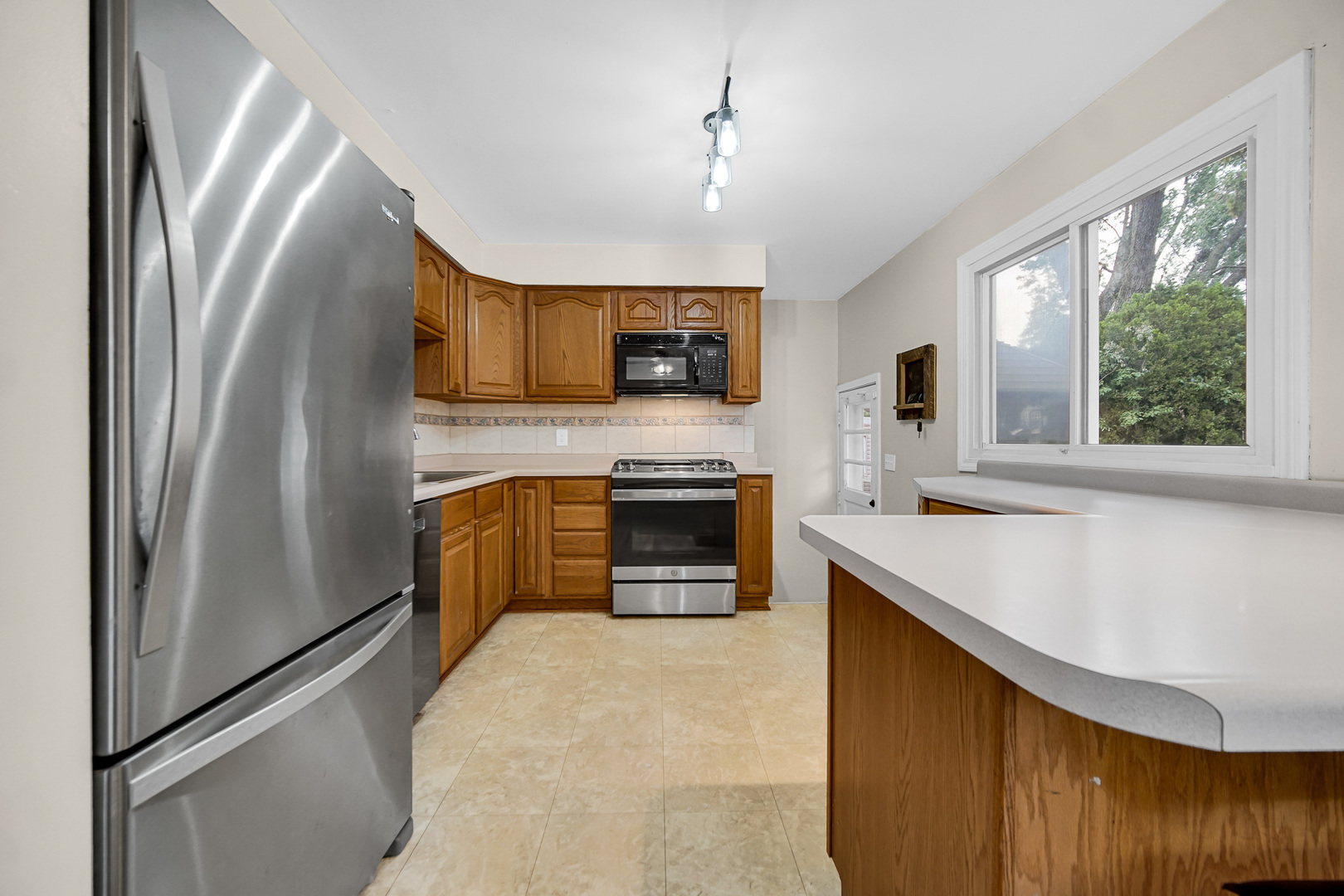 1509 Ridge Road Homewood, IL 60430 - Photo 4 of 24
