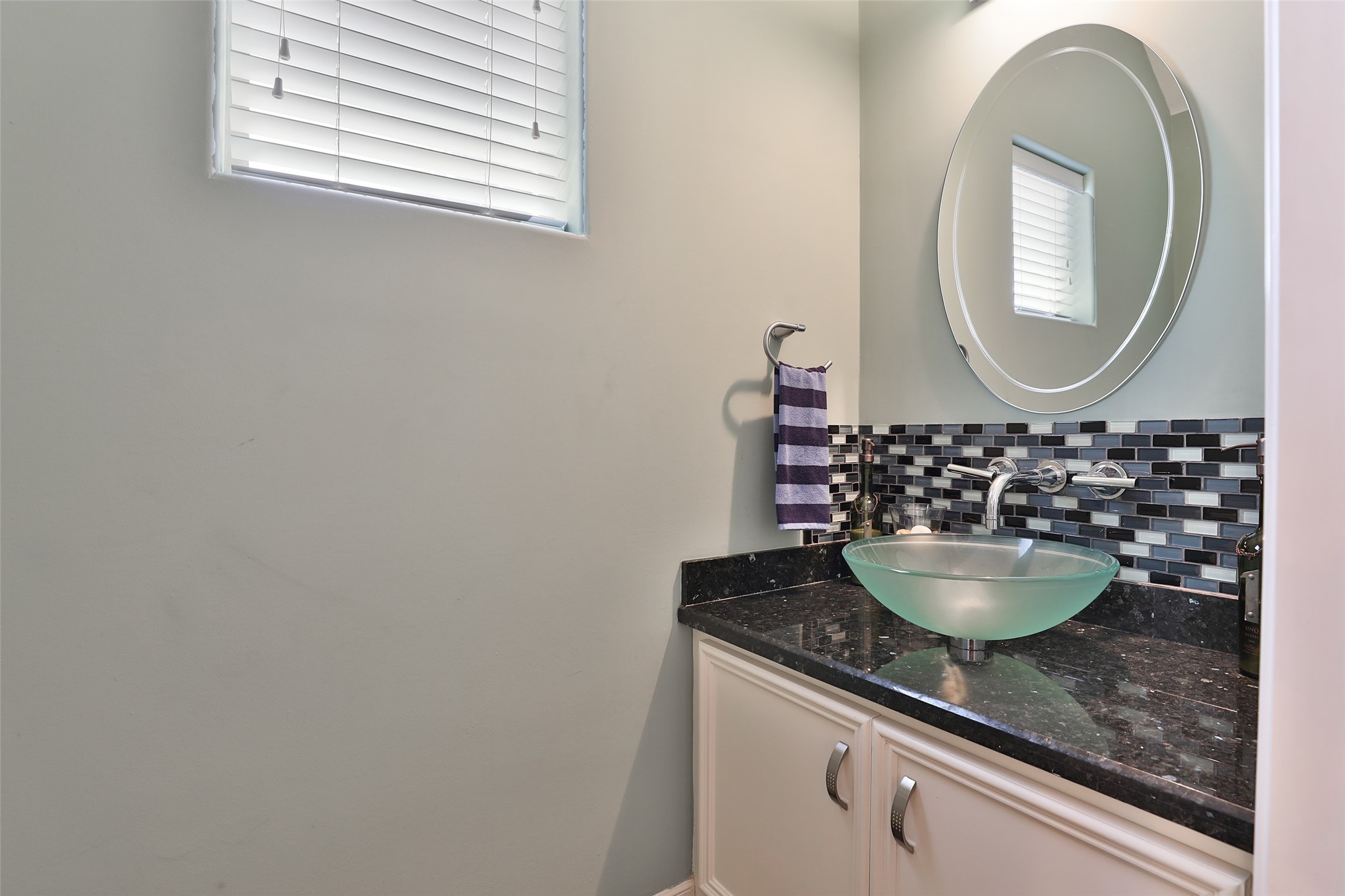 826 East 29th Street Houston, TX 77009 - Photo 13 of 32 The half-bath for guests downstairs.