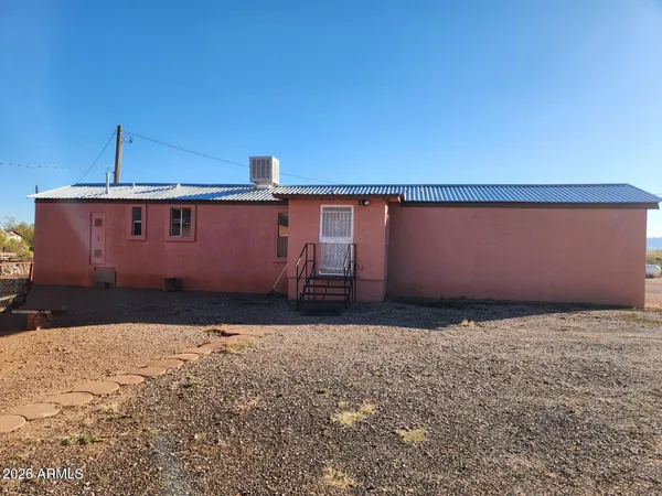 a view of outdoor space