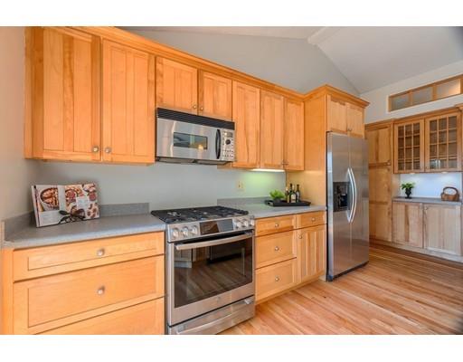33 Picnic Street Boxborough, MA 01719 - Photo 10 of 29 Gallery Image 10