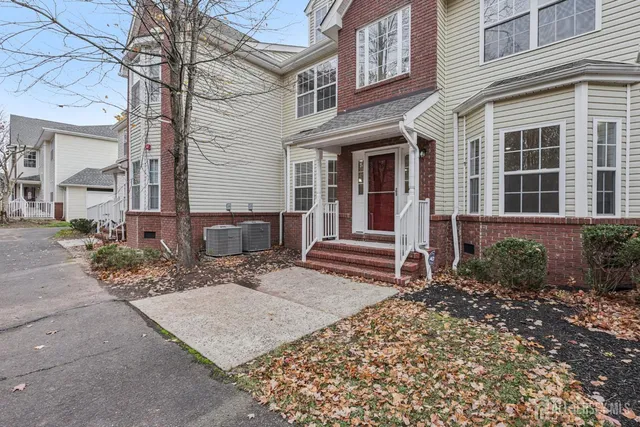 $499,900 | 129 Forest Drive, Piscataway, NJ 08854