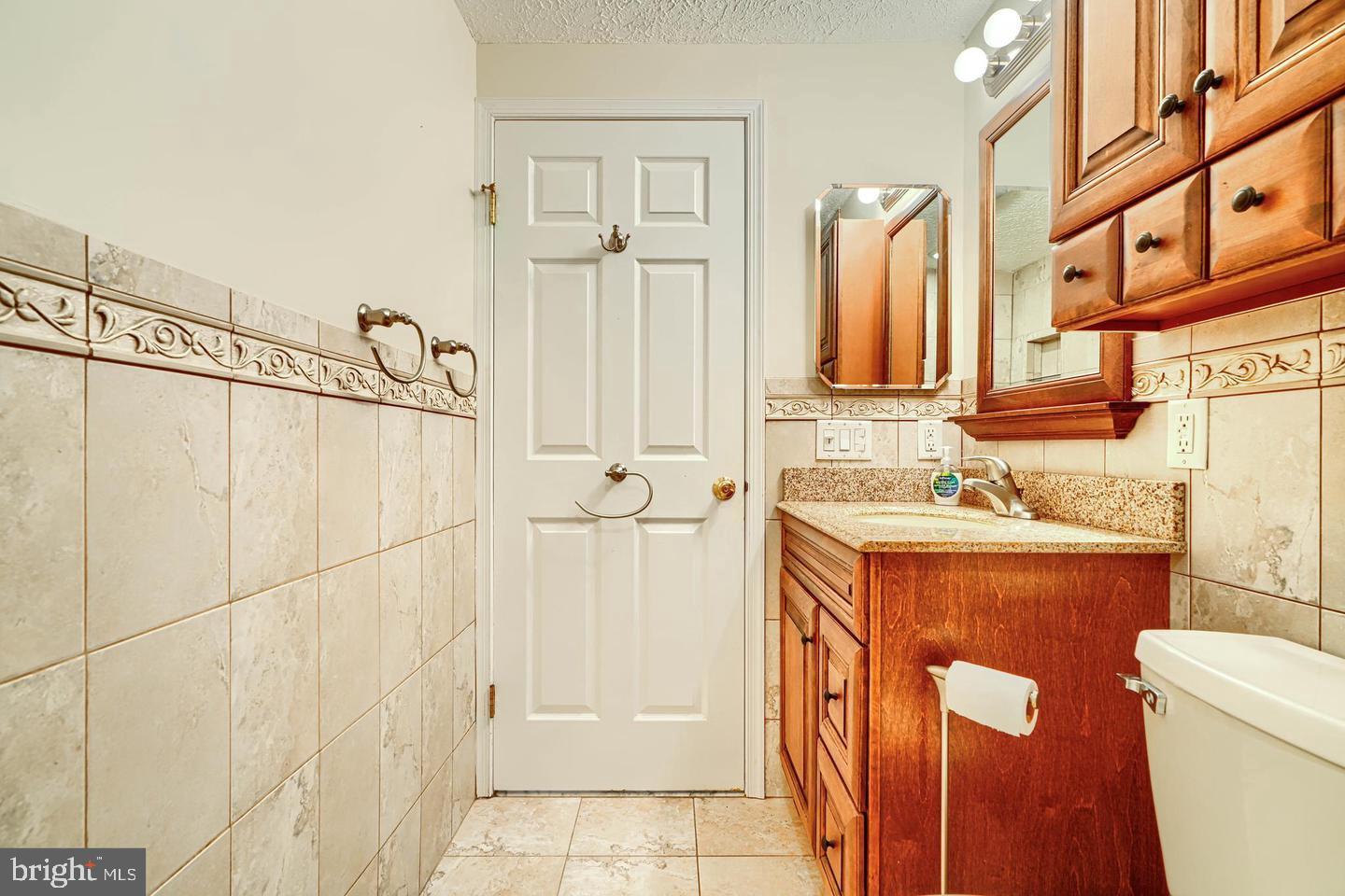 8908 Goldentree Lane Baltimore, MD 21221 - Photo 17 of 30