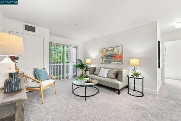 $550,000 | 3173 Wayside Plaza, Unit 212, Walnut Creek, CA 94597