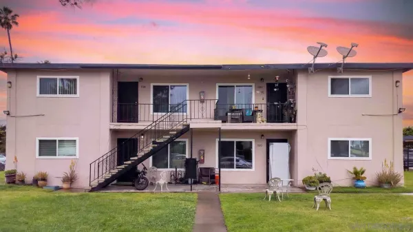 $1,595,000 | 1718-24 Crofton Lane, Escondido, CA 92027