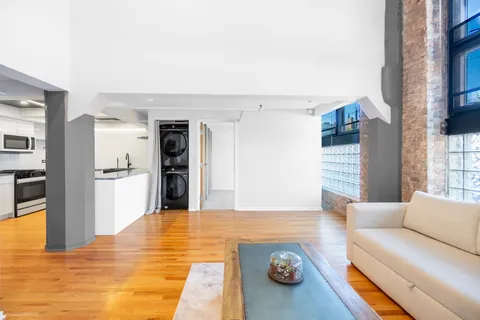 $350,000 | 1601 South Michigan Avenue, Unit 107, Chicago, IL 60616
