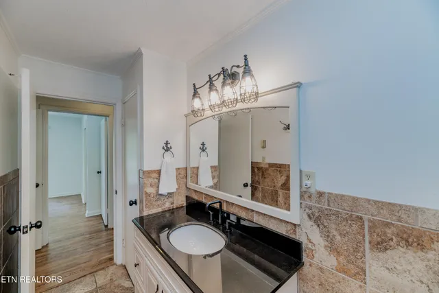 $549,000 | 1112 Dogwood Drive, Kingston, TN 37763