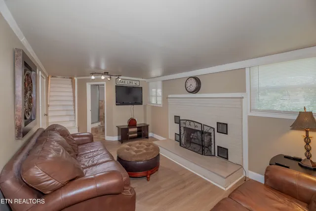 $549,000 | 1112 Dogwood Drive, Kingston, TN 37763