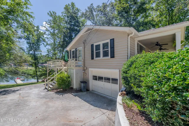 $549,000 | 1112 Dogwood Drive, Kingston, TN 37763