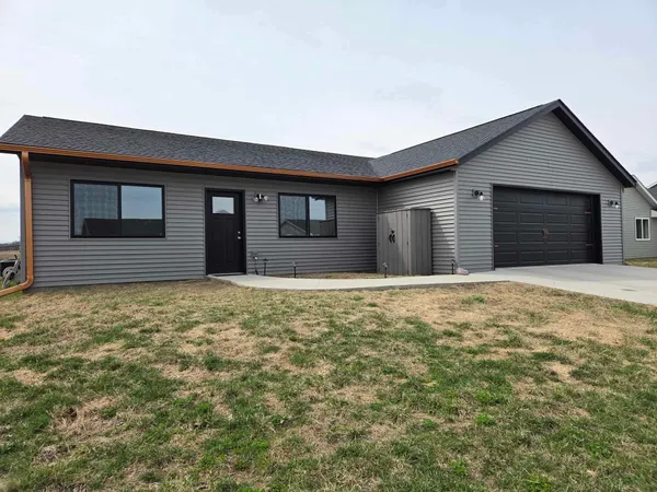 $339,900 | 1942 Brownell Street, St. Charles, MN 55972