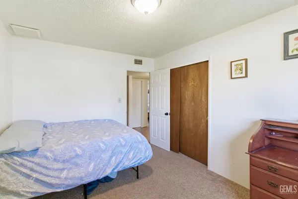 $425,000 | Undisclosed Address, Bakersfield, CA 93308