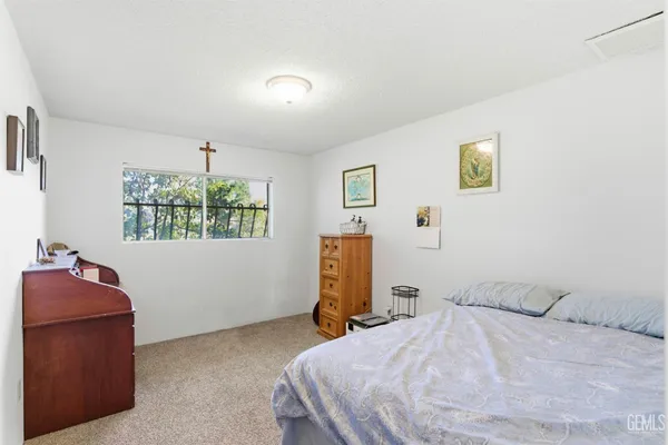 $425,000 | Undisclosed Address, Bakersfield, CA 93308