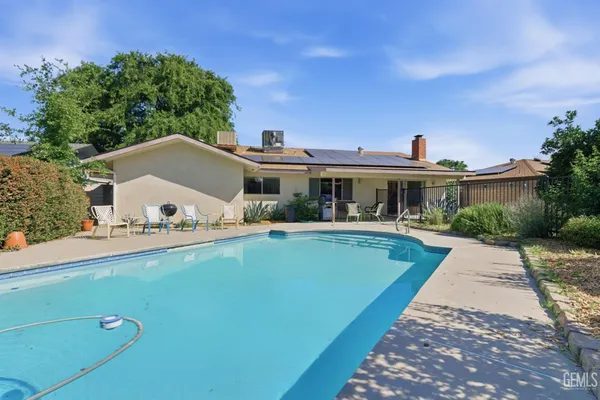 $425,000 | Undisclosed Address, Bakersfield, CA 93308