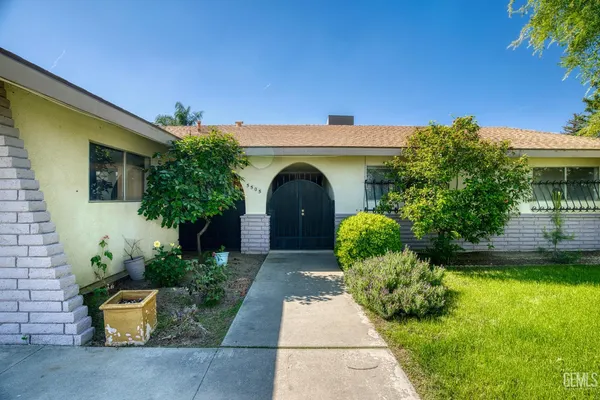 $425,000 | Undisclosed Address, Bakersfield, CA 93308