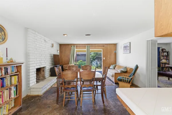 $425,000 | Undisclosed Address, Bakersfield, CA 93308